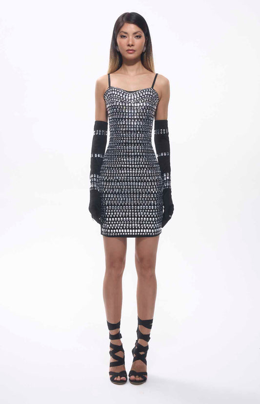 Robe courte moulante noire avec cristaux et gants assortis